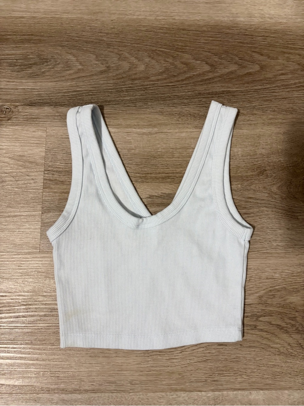 Women's Ribbed V-Neck Crop Tank Top - light blue